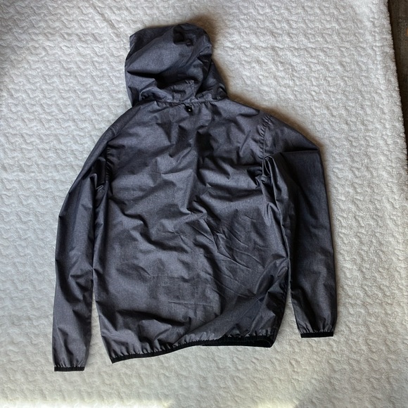 Ripcurl Anti series windbreaker - Picture 8 of 8